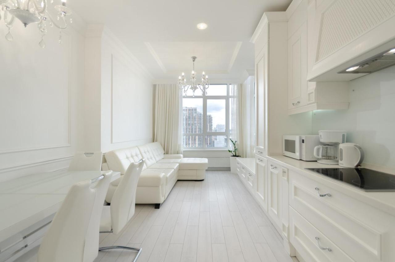 Petrovdom Apartments 10-353 In Rc Central Park, 7 John Mccain Street Kiev Luaran gambar