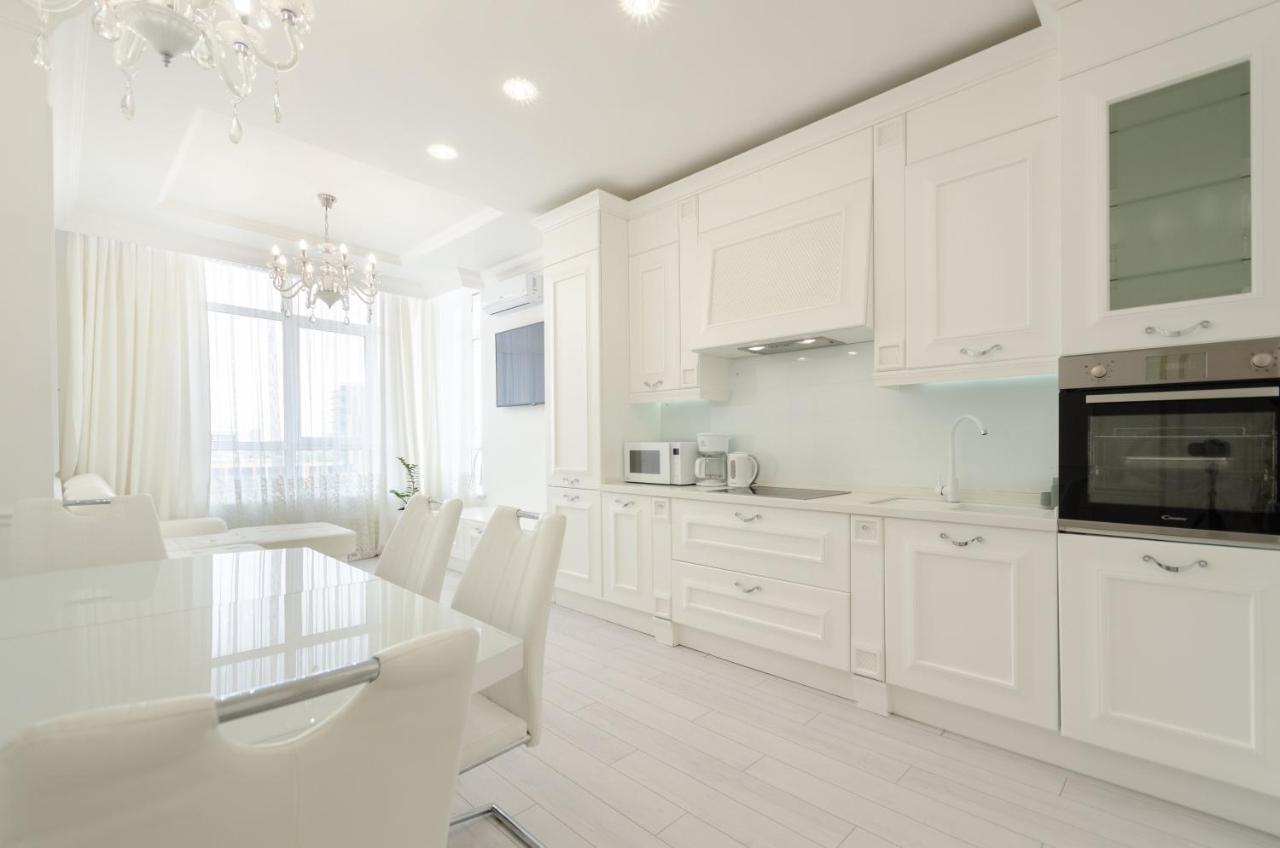 Petrovdom Apartments 10-353 In Rc Central Park, 7 John Mccain Street Kiev Luaran gambar