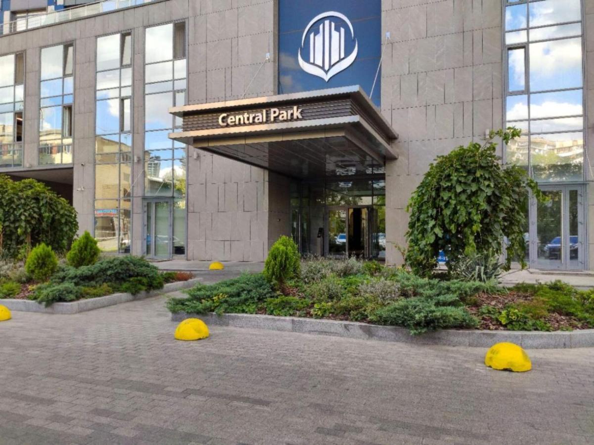 Petrovdom Apartments 10-353 In Rc Central Park, 7 John Mccain Street Kiev Luaran gambar